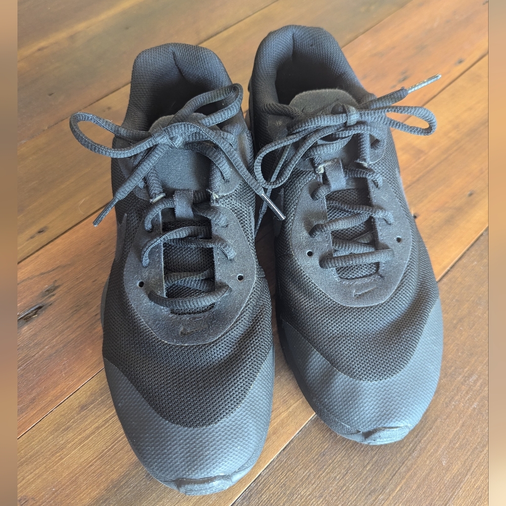 Nike Air‎ 6.5Y Triple Black AR7419-003 UK 6 EUR 39